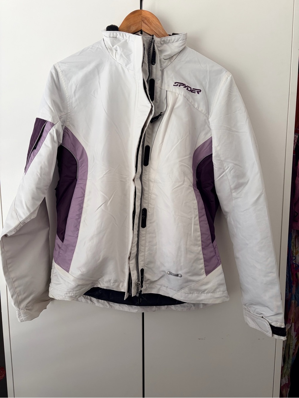 Spyder Women's White Ski Jacket with Purple Accents
